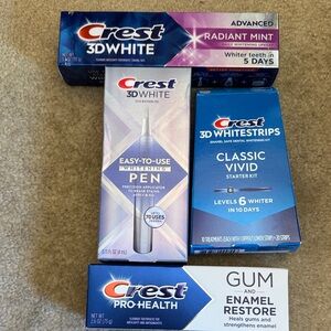 Crest 3D White & Pro-Health Oral Care Assortment - Blue, Purple, White